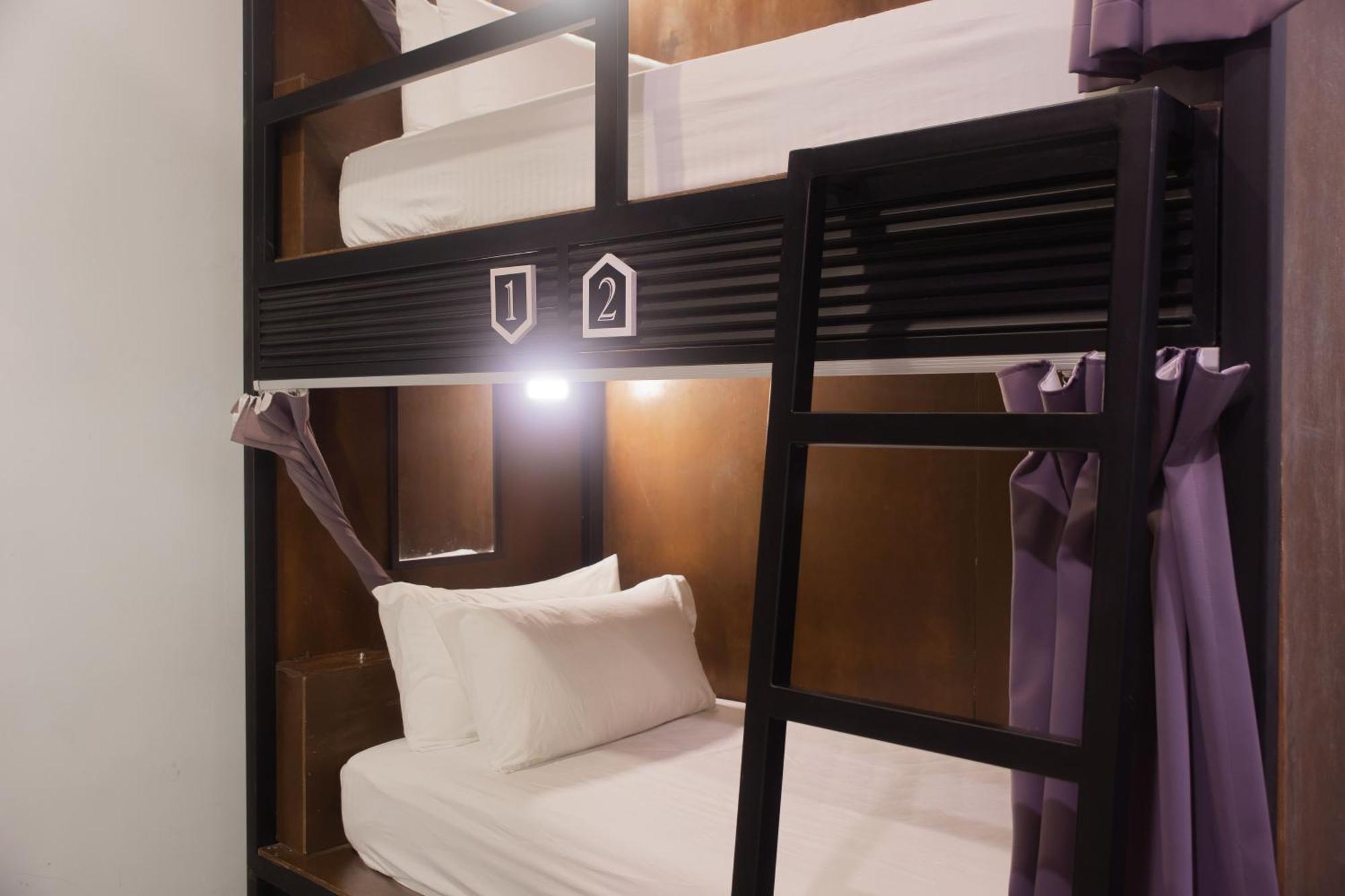 Sleep Here Hostel, Melaka Esterno foto