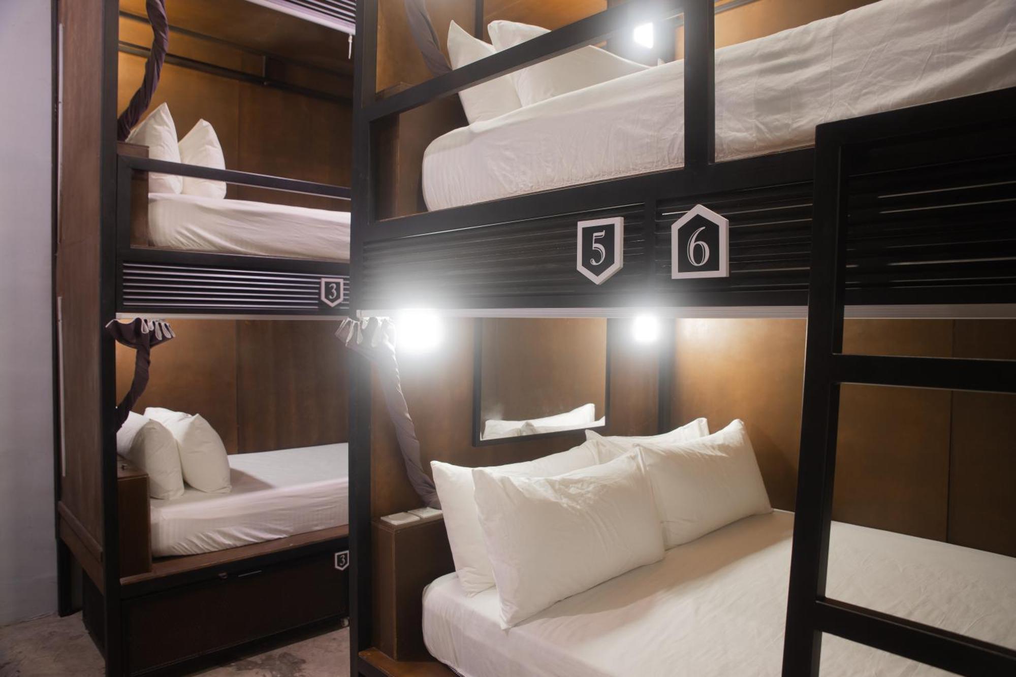 Sleep Here Hostel, Melaka Esterno foto